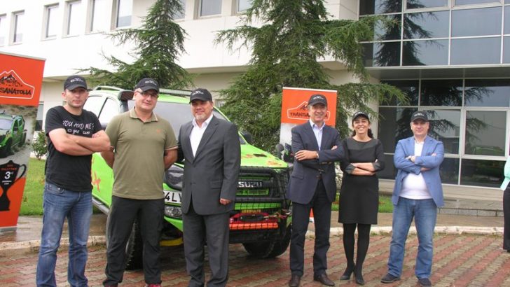 Transanatolia Ralli Raid 2015‘te Kupaları Toplayan Isuzu D-Max Ekibine Kutlama Töreni