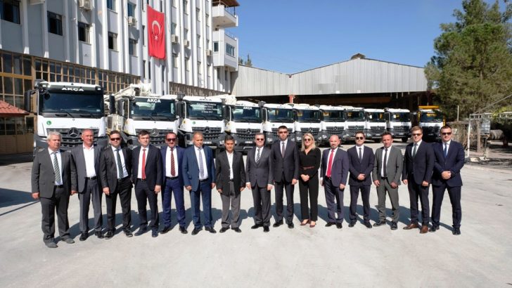 MERCEDES-BENZ TÜRK 125 ADET AROCS’U TESLİM ETTİ