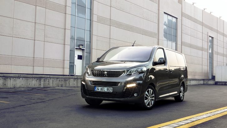 YENİ PEUGEOT EXPERT TRAVELLER
