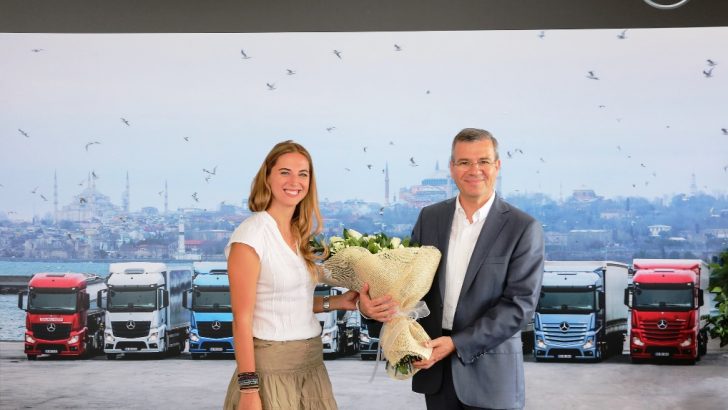 Özbayır Mercedes-Benz Türk’e veda etti