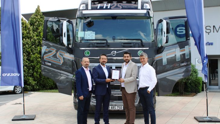 25.yıl özel konseptli Volvo FH16 Agit Nakliyat’a teslim edildi.