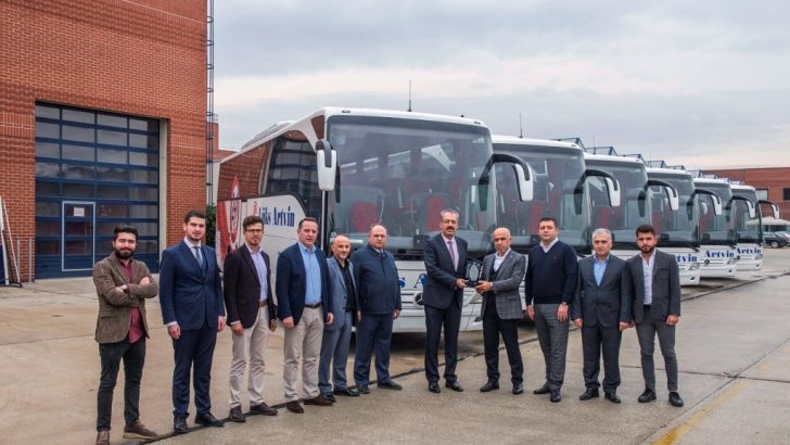 LÜKS ARTVİN SEYAHAT FİLOYU YILDIZLANDIRDI