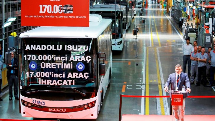 Anadolu Isuzu 170 bininci Aracını Üretti