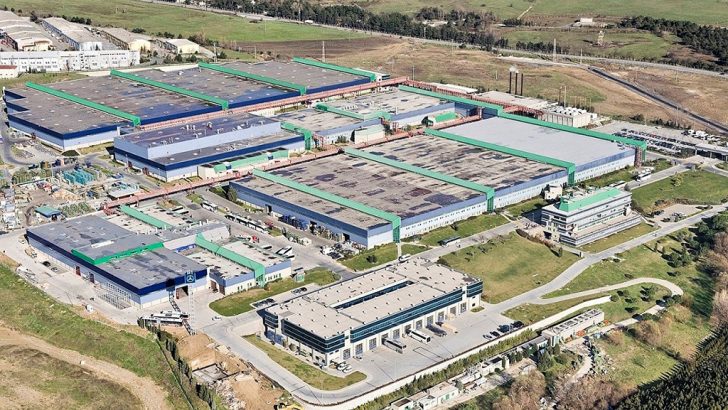 Mercedes-Benz Türk yeniden üretime başlıyor